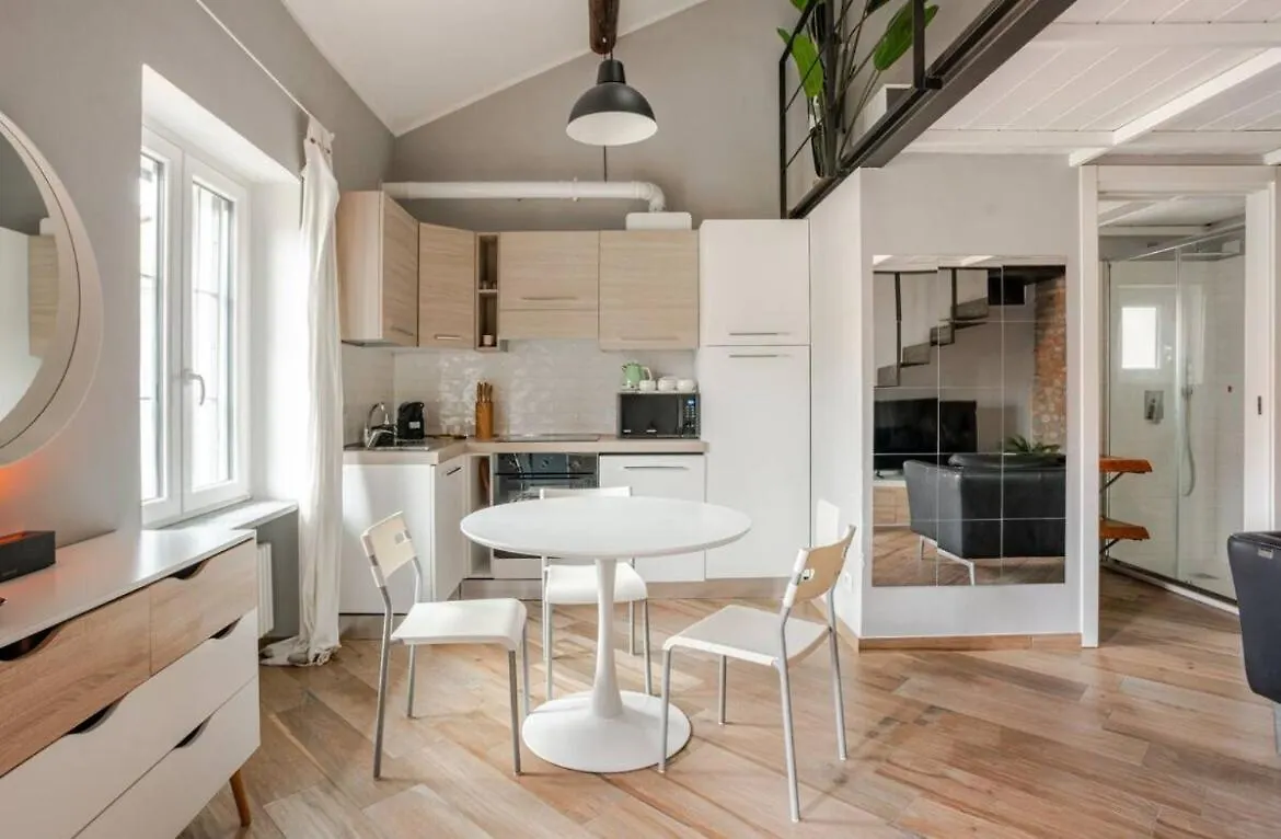 ミラノLuxury Loft Porta Veneziaアパートメント イタリア